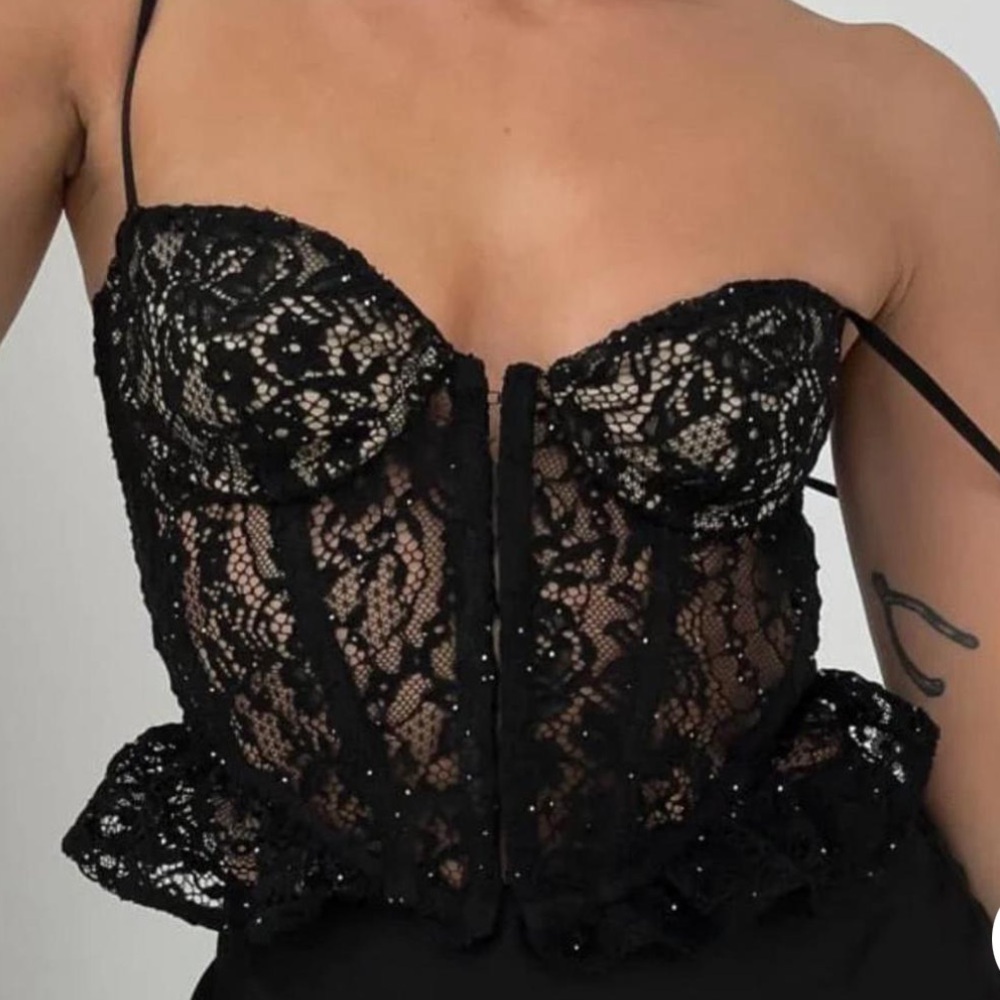 NWT-Rumored Black Lace Corset Top